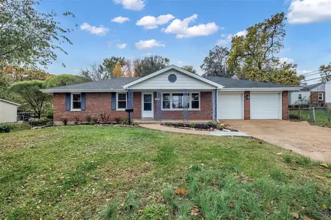 10056 Breckenridge Rd, Saint Ann, MO 63074