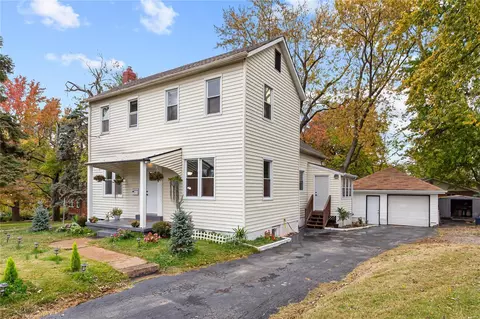 4301 Brown Rd, Saint Louis, MO 63134
