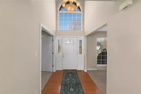 Entry Way - 735 Longfellow Cir, O'fallon, MO 63366 photo 2 of 4