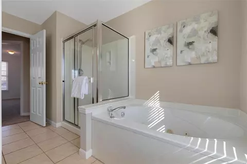 Bath - 735 Longfellow Cir, O'fallon, MO 63366 photo 3 of 4