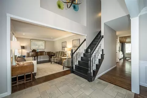 Entry Way - 6 Redstart Ct, Ballwin, MO 63021 photo 1 of 2