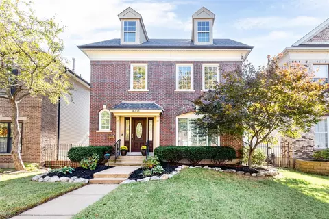 4208 Westminster Pl, Saint Louis, MO 63108