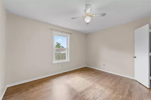 Bedroom - 1326 Trading Post Ln, O'fallon, MO 63366 photo 1 of 8