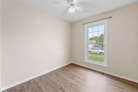 Bedroom - 1326 Trading Post Ln, O'fallon, MO 63366 photo 5 of 8