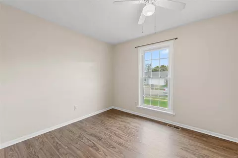 Bedroom - 1326 Trading Post Ln, O'fallon, MO 63366 photo 3 of 8