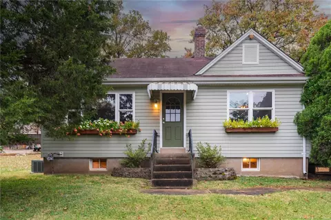 3830 Will Ave, Saint Louis, MO 63125