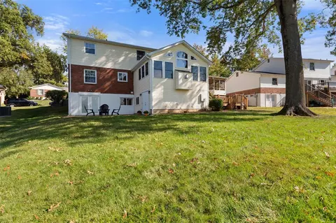 855 Green Lantern Ln, Ballwin, MO 63011 photo 47