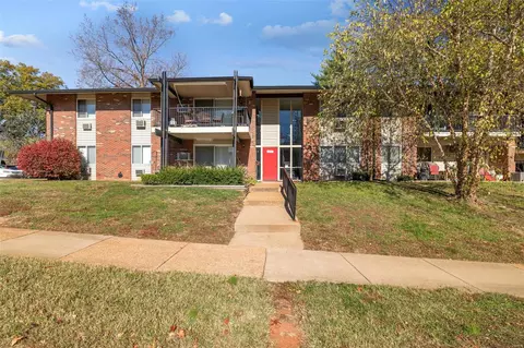 9117 Villaridge Ct #C, Saint Louis, MO 63123