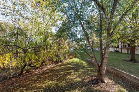 736 Woodside Trails Dr #102, Ballwin, MO 63021 photo 32