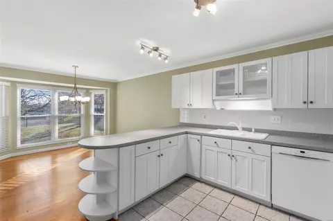 736 Woodside Trails Dr #102, Ballwin, MO 63021 photo 8