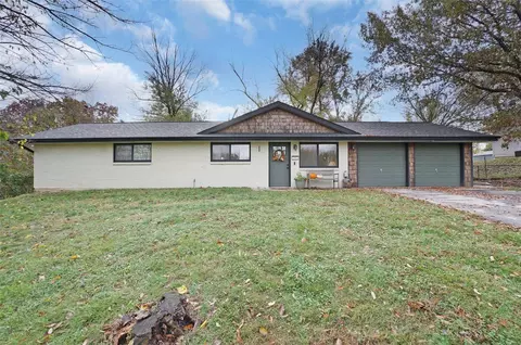 2942 Gran Lin Dr, Saint Charles, MO 63303