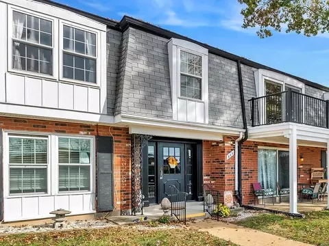 853 Dumont Pl #H, Saint Louis, MO 63125