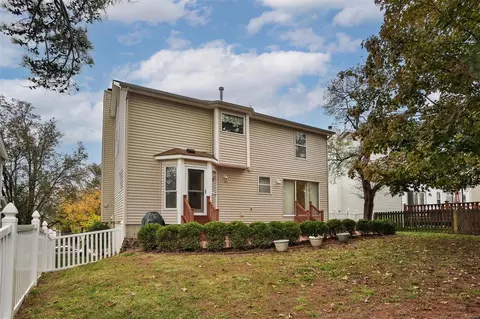 1084 Johanna Dr, Ballwin, MO 63021 photo 55