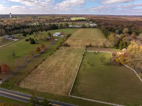 653 Dietrich Rd, Foristell, MO 63348