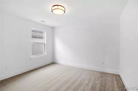 6927 Sutherland Ave, Saint Louis, MO 63109 photo 33