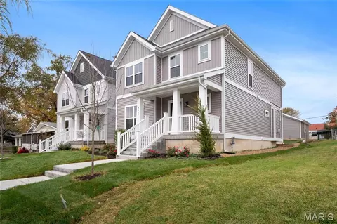 6927 Sutherland Ave, Saint Louis, MO 63109 photo 3