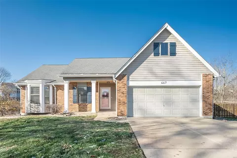 467 Lantana Ln W, Saint Peters, MO 63376