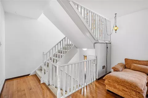 Entry Way - 345 Carmel Woods Dr, Ellisville, MO 63021 photo 1 of 2