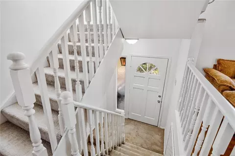 Entry Way - 345 Carmel Woods Dr, Ellisville, MO 63021 photo 2 of 2