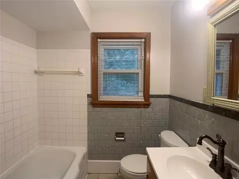10 Wayne St, Saint Charles, MO 63301 photo 8