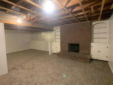 10 Wayne St, Saint Charles, MO 63301 photo 13