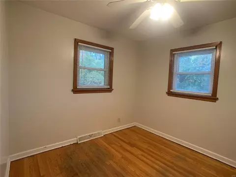 10 Wayne St, Saint Charles, MO 63301 photo 10