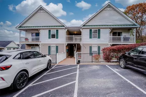 1112 Arbor Creek Dr #3A, Saint Louis, MO 63122