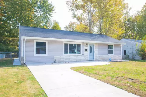 9736 Dennis Dr, Saint Louis, MO 63136