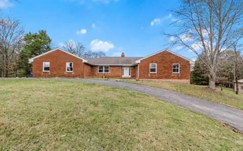 18325 Rathbun Hills Rd, Pacific, MO 63069