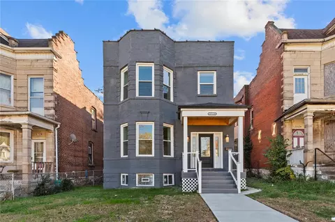 5728 Etzel Ave, Saint Louis, MO 63112