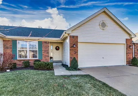 1352 Kensington Way Dr, Ellisville, MO 63011