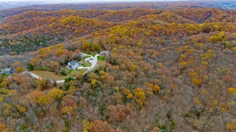 84 Schloss Rd, Eureka, MO 63025 photo 9