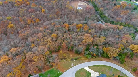 84 Schloss Rd, Eureka, MO 63025 photo 3
