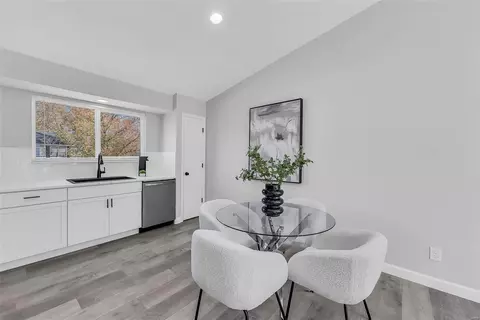 Dining - 521 Vernal Hill Ct, Ballwin, MO 63021 photo 1 of 3