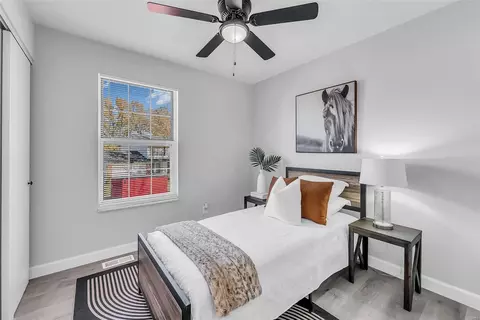 Bedroom - 521 Vernal Hill Ct, Ballwin, MO 63021 photo 4 of 6