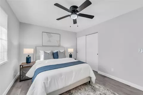 Bedroom - 521 Vernal Hill Ct, Ballwin, MO 63021 photo 2 of 6