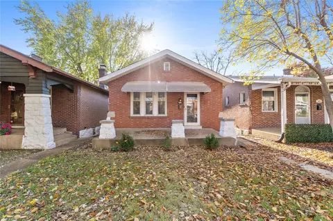 4642 Loughborough Ave, Saint Louis, MO 63116