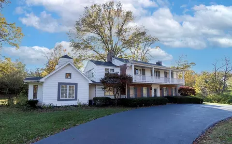 22 Westwood Country, Saint Louis, MO 63131