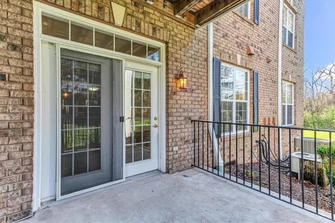 1163 Mill Crossing Dr #106, Saint Louis, MO 63141