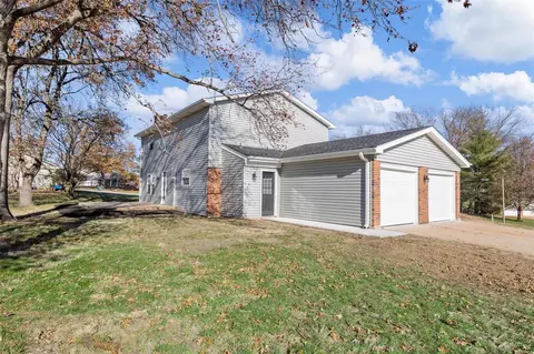 Exterior - 311 Breezeview Dr, Ballwin, MO 63021 photo 4 of 6