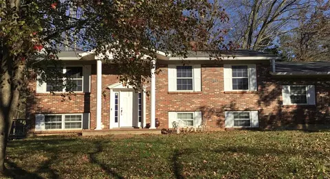 18775 Vixen Rd, Wildwood, MO 63069