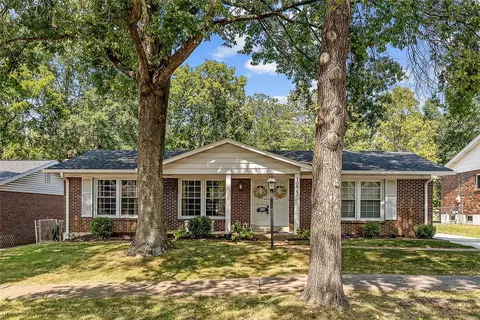 1233 Dorne Dr, Manchester, MO 63021 photo 3