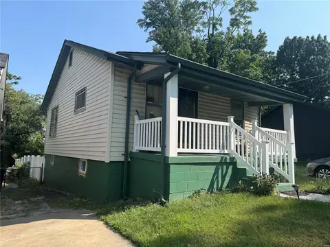 1334 Gregan Pl, Saint Louis, MO 63133