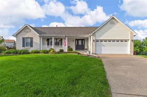9 Quaint Cottage Ct, O'fallon, MO 63368