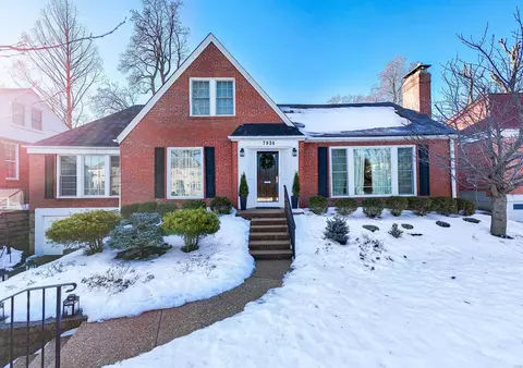 7924 Lafon Pl, University City, MO 63130