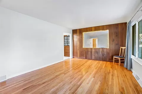Living - 9 Al Lin Ct, Bridgeton, MO 63044 photo 2 of 3