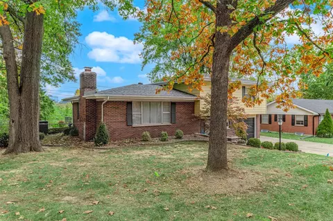 Exterior - 606 Danny Ln, O'fallon, MO 63366 photo 3 of 4