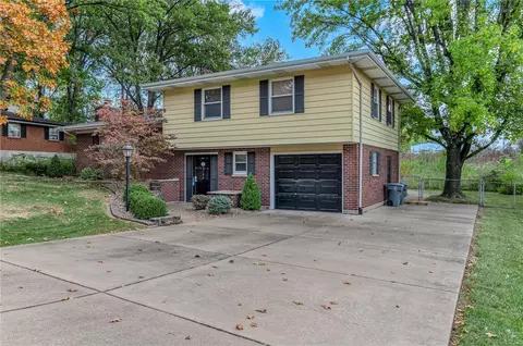 Exterior - 606 Danny Ln, O'fallon, MO 63366 photo 2 of 4