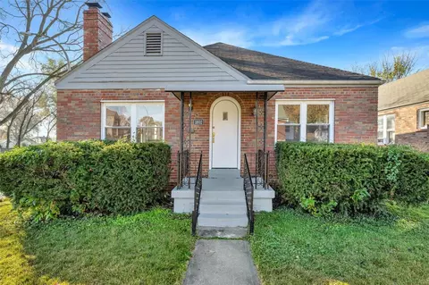 1802 Switzer Ave, Saint Louis, MO 63147