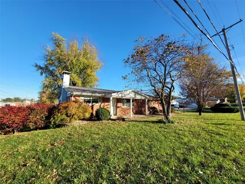 8512 Valcour Ave, Saint Louis, MO 63123